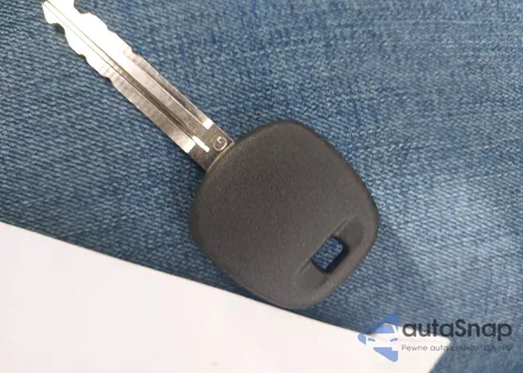 2015 Toyota Tacoma Base V6 из США, поврежденный, VIN 3TMLU4EN3FM190315